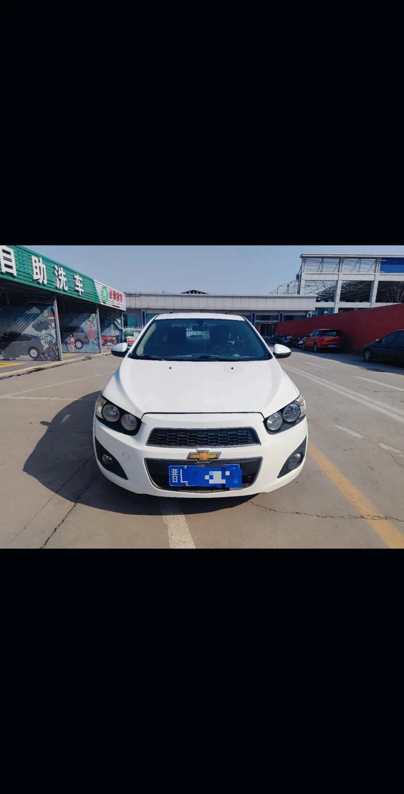 爱唯欧两厢2012款／爱唯欧2012款14l报价