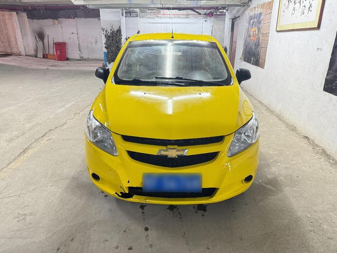 雪佛兰赛欧两厢2010款 雪佛兰老款赛欧两厢