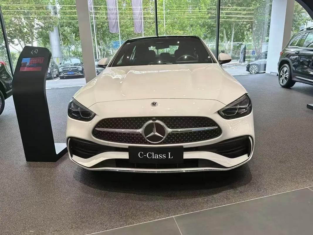 奔驰c260l最新价格及图片／奔驰c260l报价及图片经销商