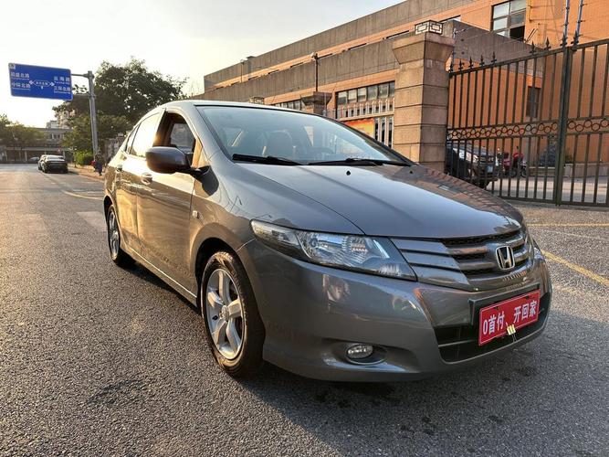 本田锋范轿车(本田锋范轿车是四轮驱动的吗)