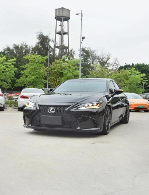 雷克萨斯es改装,雷克萨斯es改装20寸轮毂