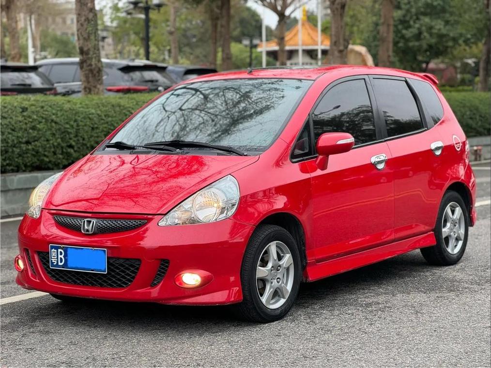 老款本田飞度图片,04老本田飞度怎么样