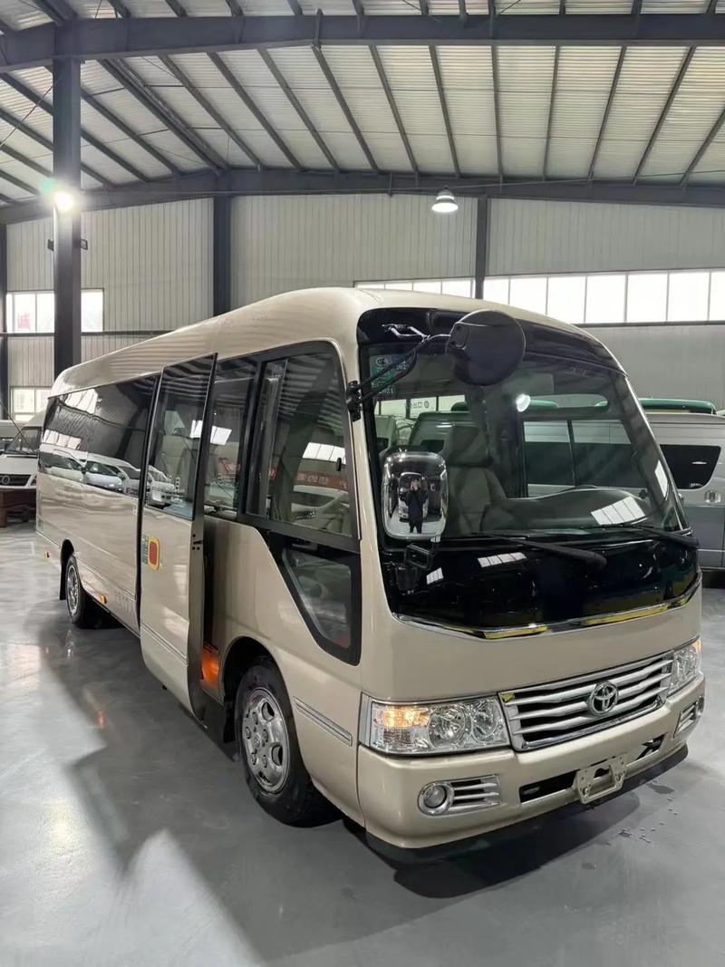 柯斯达和考斯特有什么区别 丰田考斯特与丰田柯斯达