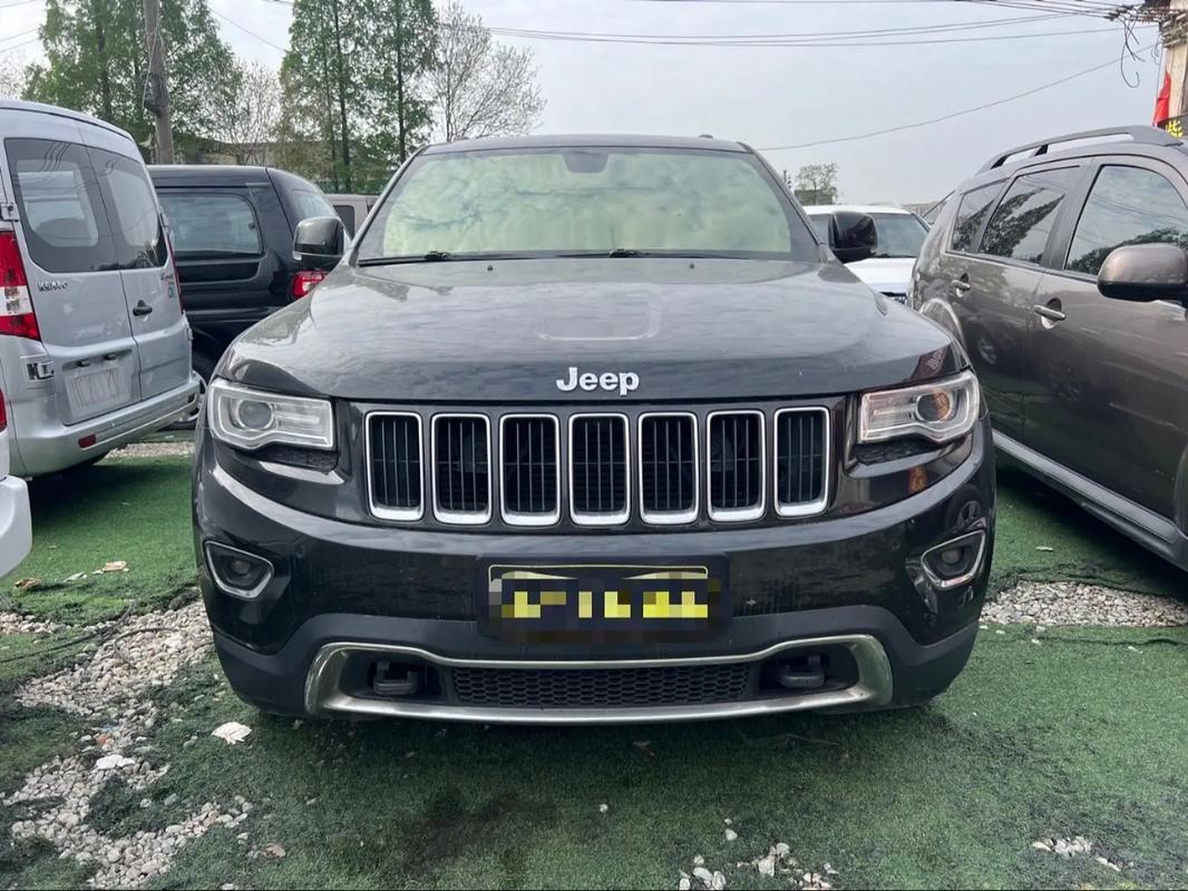 大切诺基油箱多少升(jeep大切诺基油箱多少升)