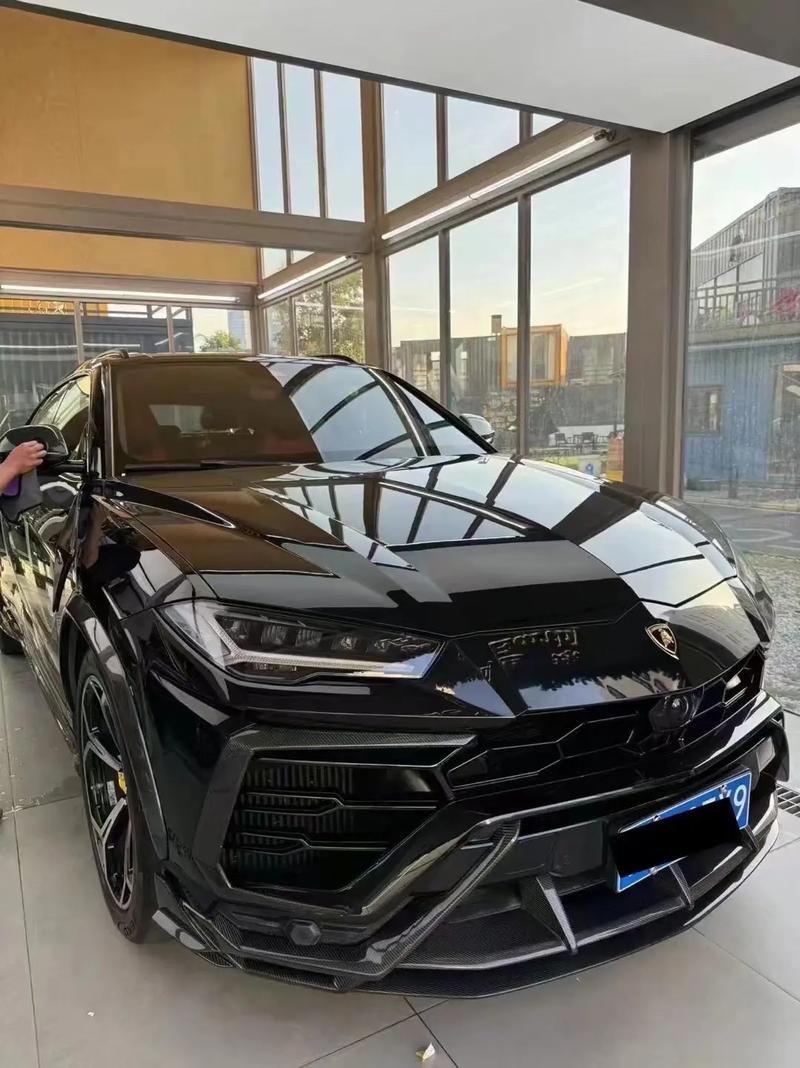 兰博基尼urus怎么样 兰博基尼urus太帅了