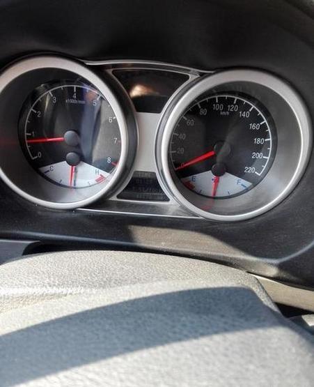 全球鹰gc7油耗(全球鹰gc715油箱多少升)