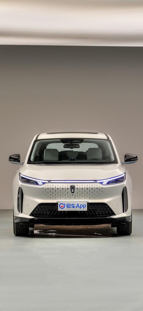 奔腾e01价格/奔腾e01试驾