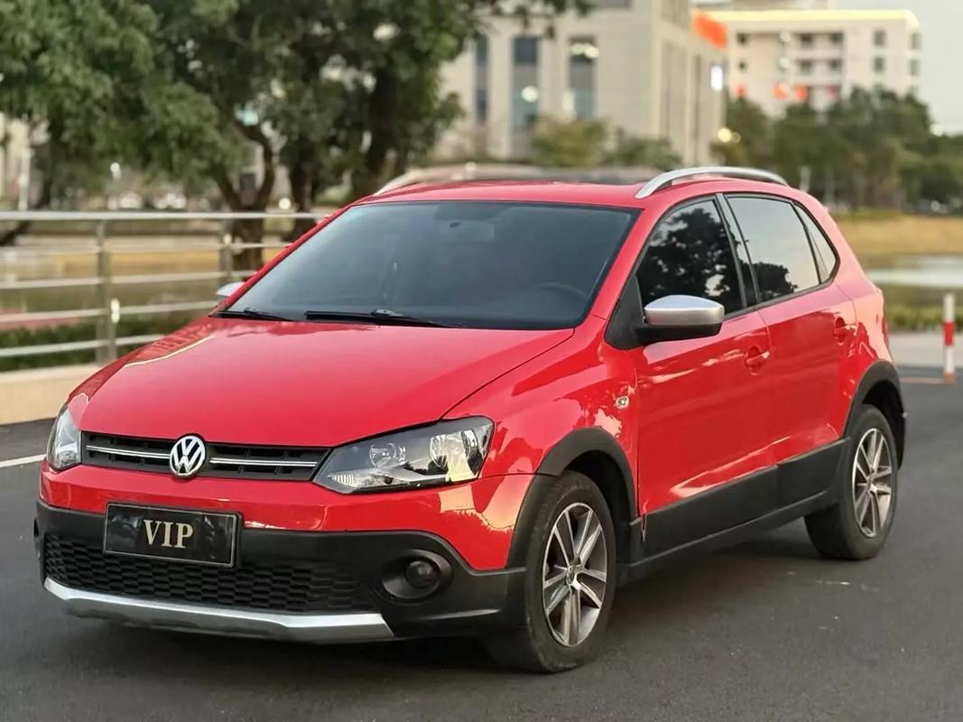 【大众crosspolo和polo的区别,大众cross polo怎么样】