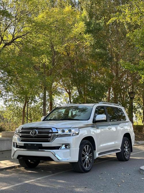 兰德酷路泽视频,18款丰田兰德酷路泽视频