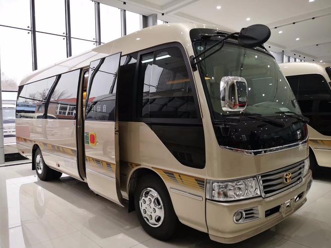 【进口丰田考斯特价格,进口丰田考斯特价格多少】