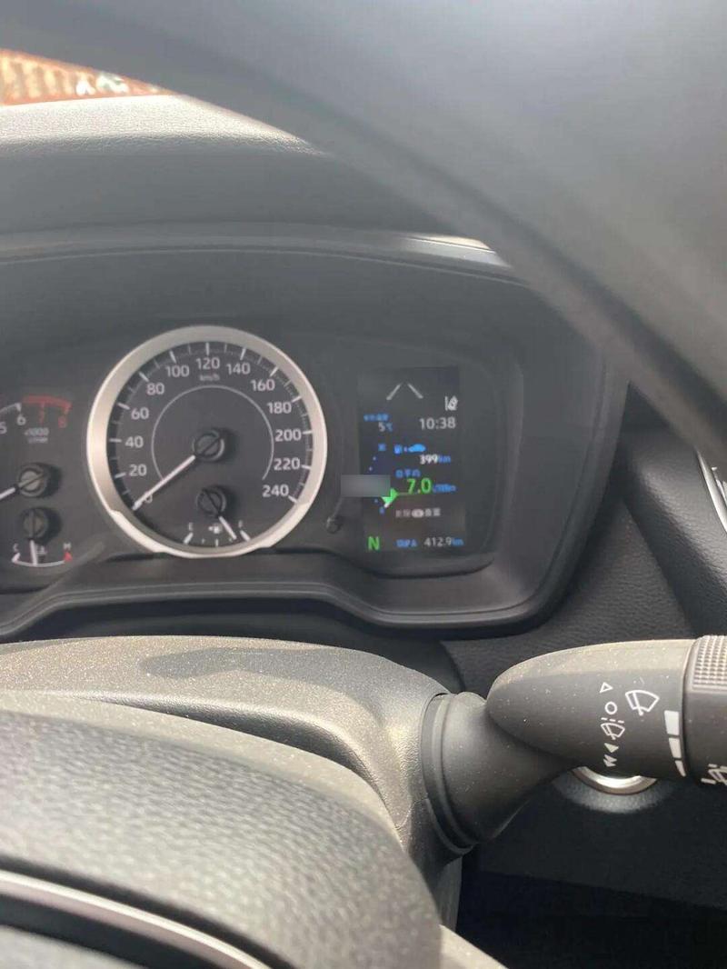 【丰田卡罗拉百公里油耗多少,丰田卡罗拉百公里油耗多少升】